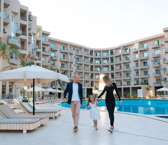 Luxury In With Access A112 * Хургада